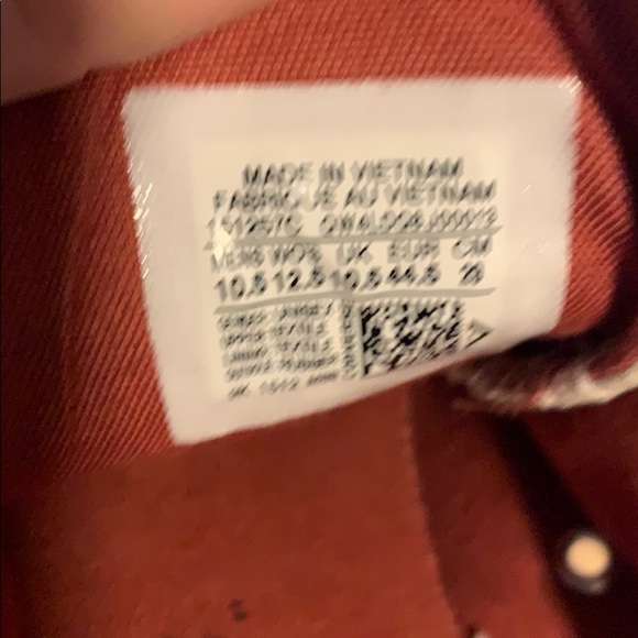 Lowtop Converse - Picture 3 of 3